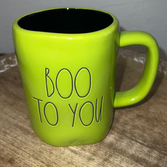 Rae Dunn Mug - Picture 1 of 4